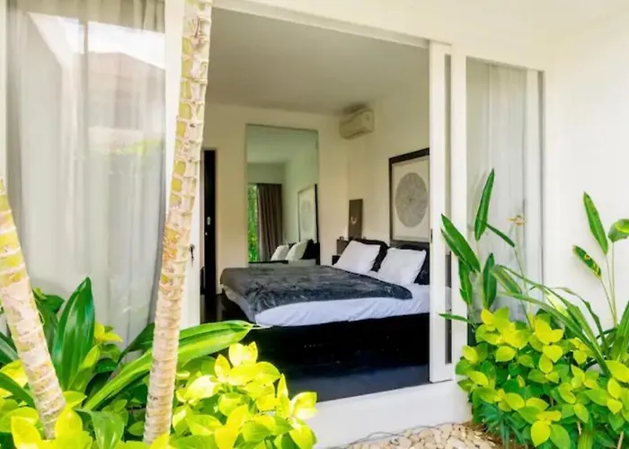 Casa vacanze With 2 Bedrooms & Private Bathrooms Near To The