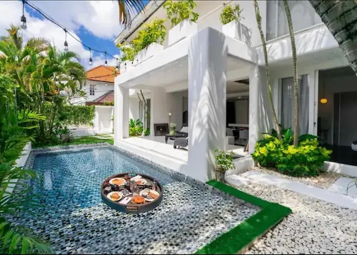 With 2 Bedrooms & Private Bathrooms Near To The Casa vacanze